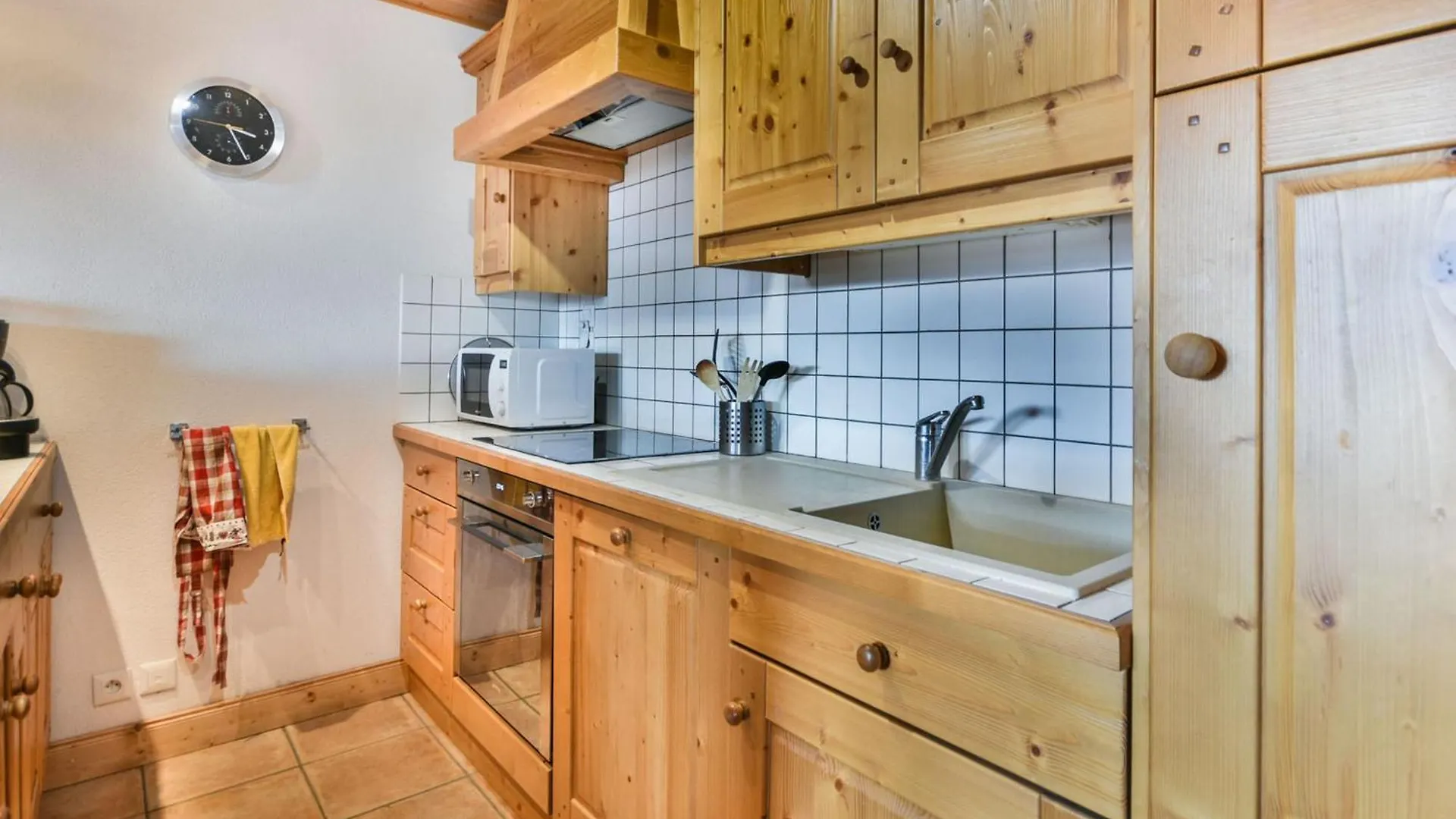 Apartment Spacieux T4 Aux Gets Pres Des Pistes Avec Terrasse - Fr-1-685-86 Les Gets